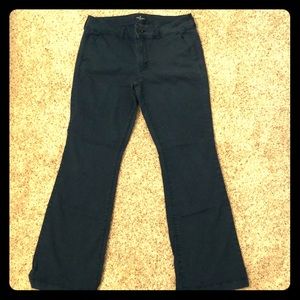 American Eagle Kick boot khaki pants